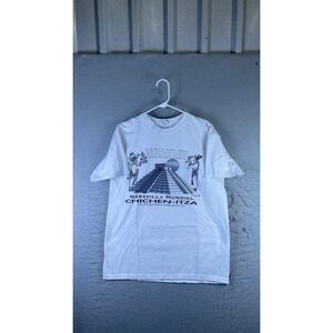 M&O Knits Chichen-Itza T-Shirt Mens M White Good Graphic Mexico Souvenir